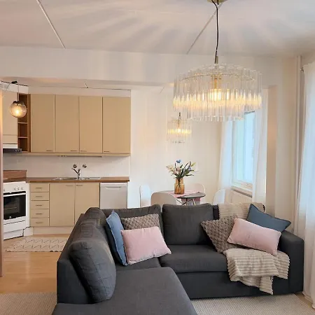A Two-room In The Heart Of Oulu, Everything Within Walking Distance Appartement