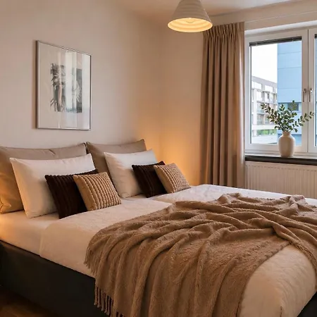 Beds For 4 Two-room Apt- Free Parking In The Center Lägenhet