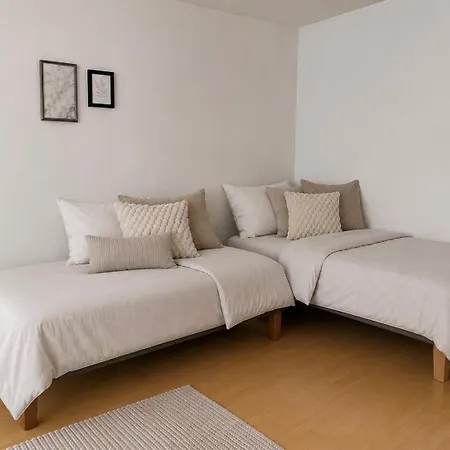 Beds For 4 Two-room Apt- Free Parking In The Center Lägenhet