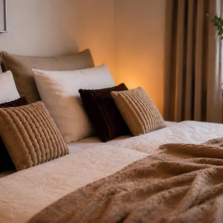 Beds For 4 Two-room Apt- Free Parking In The Center 奥卢